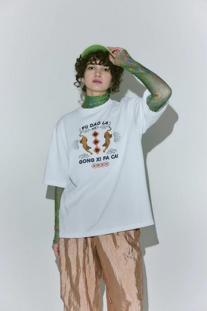 MYUUA CHINA TIGER 刺繍Tシャツ WHITE