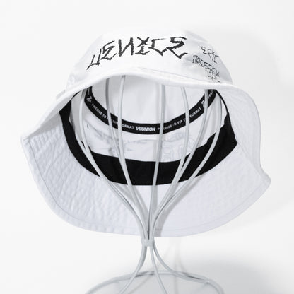7UNION × ERIC ONE PIECE EN BUCKET HAT WHITE