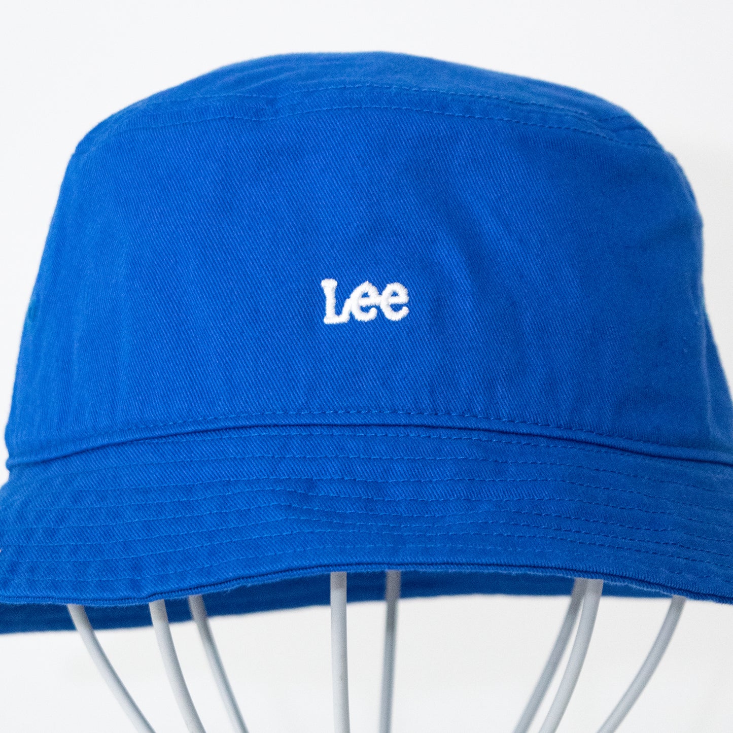 Lee logo embroidered bucket hat BLUE