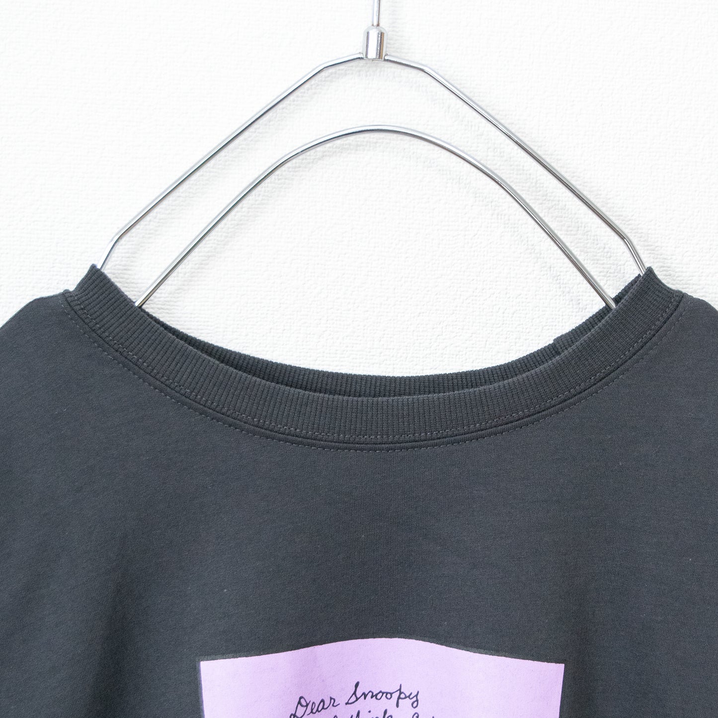 PEANUTS Snoopy One-Mile Wear Set (Top and Bottoms) in Charcoal [SALE]