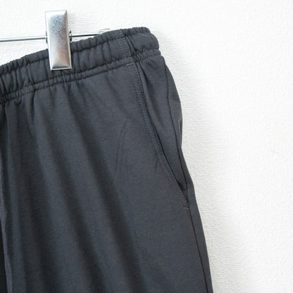 PEANUTS Snoopy One-Mile Wear Set (Top and Bottoms) in Charcoal [SALE]