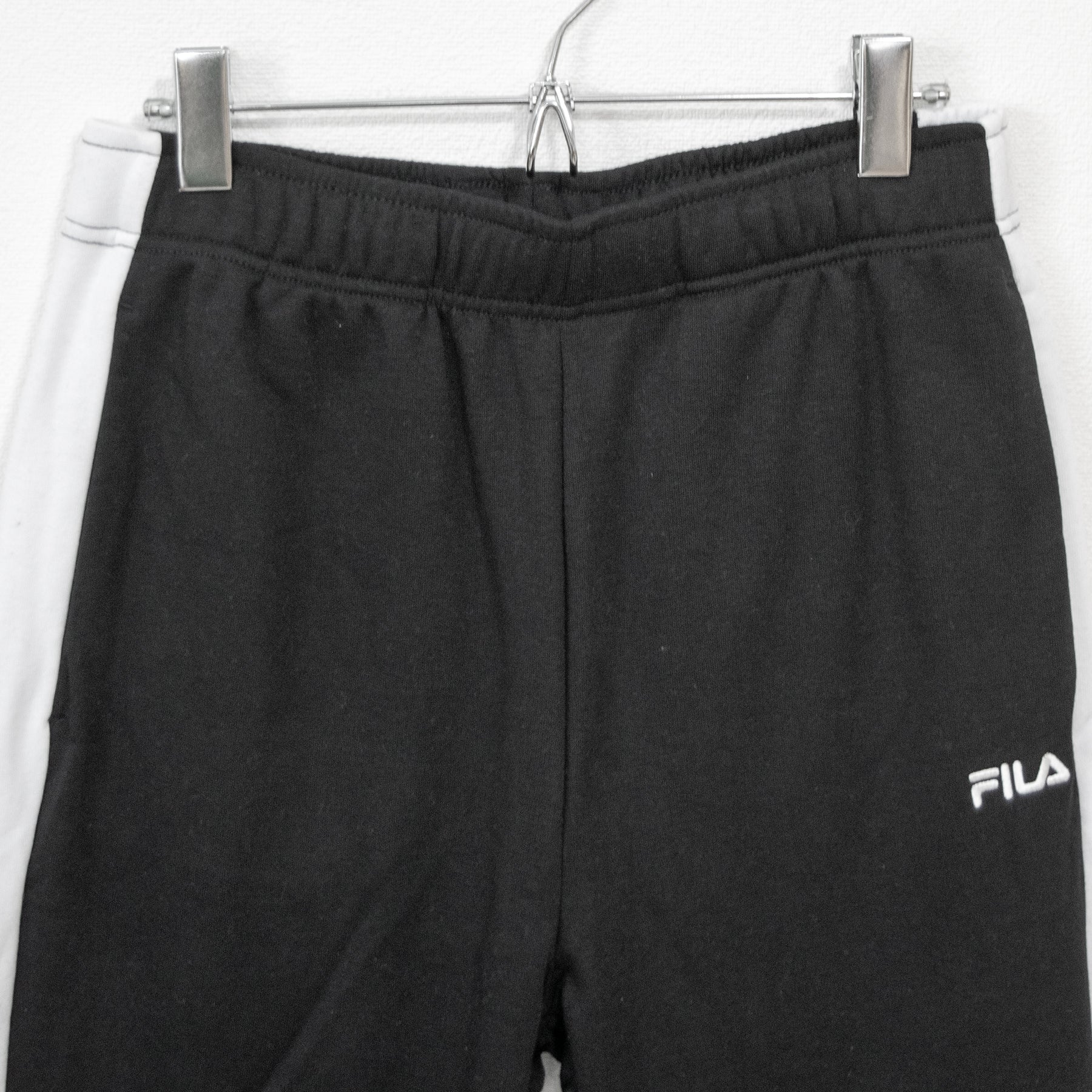 FILA Logo Side Line Jogger Sweat Pants  Black - YOUAREMYPOISON
