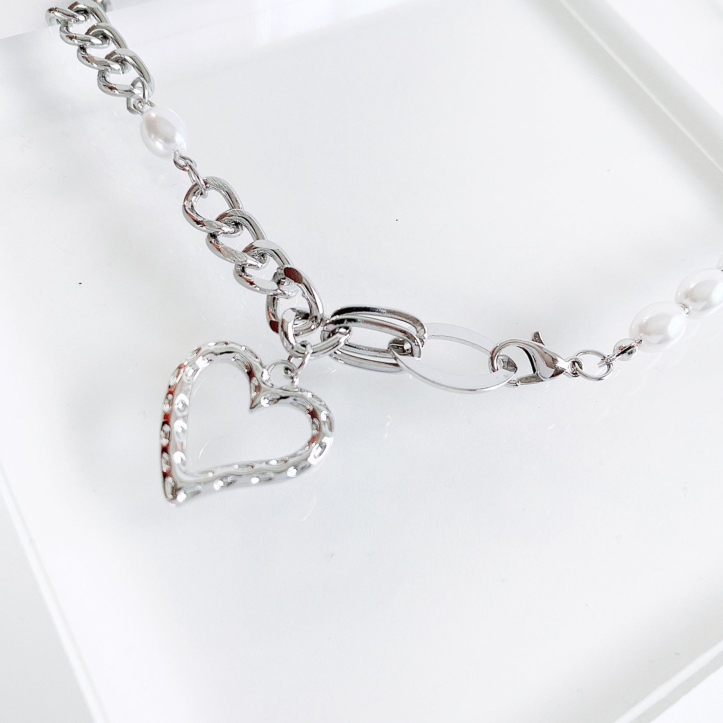 Heart Frame Chain Necklace