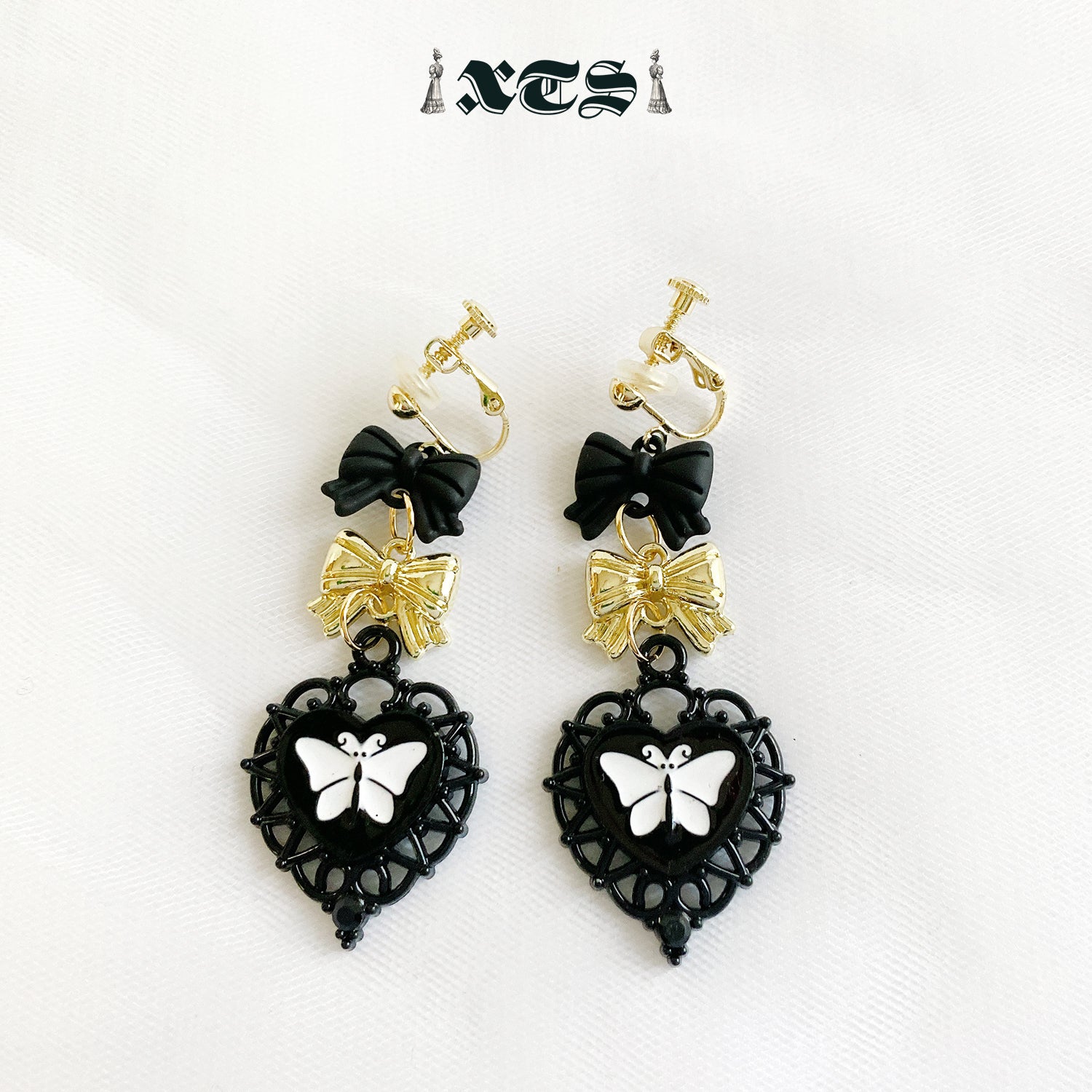 XTS Gothic Heart Butterfly Earrings Pierce - YOUAREMYPOISON