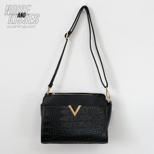 V Point Shoulder Bag (Crocodile Black) - YOUAREMYPOISON