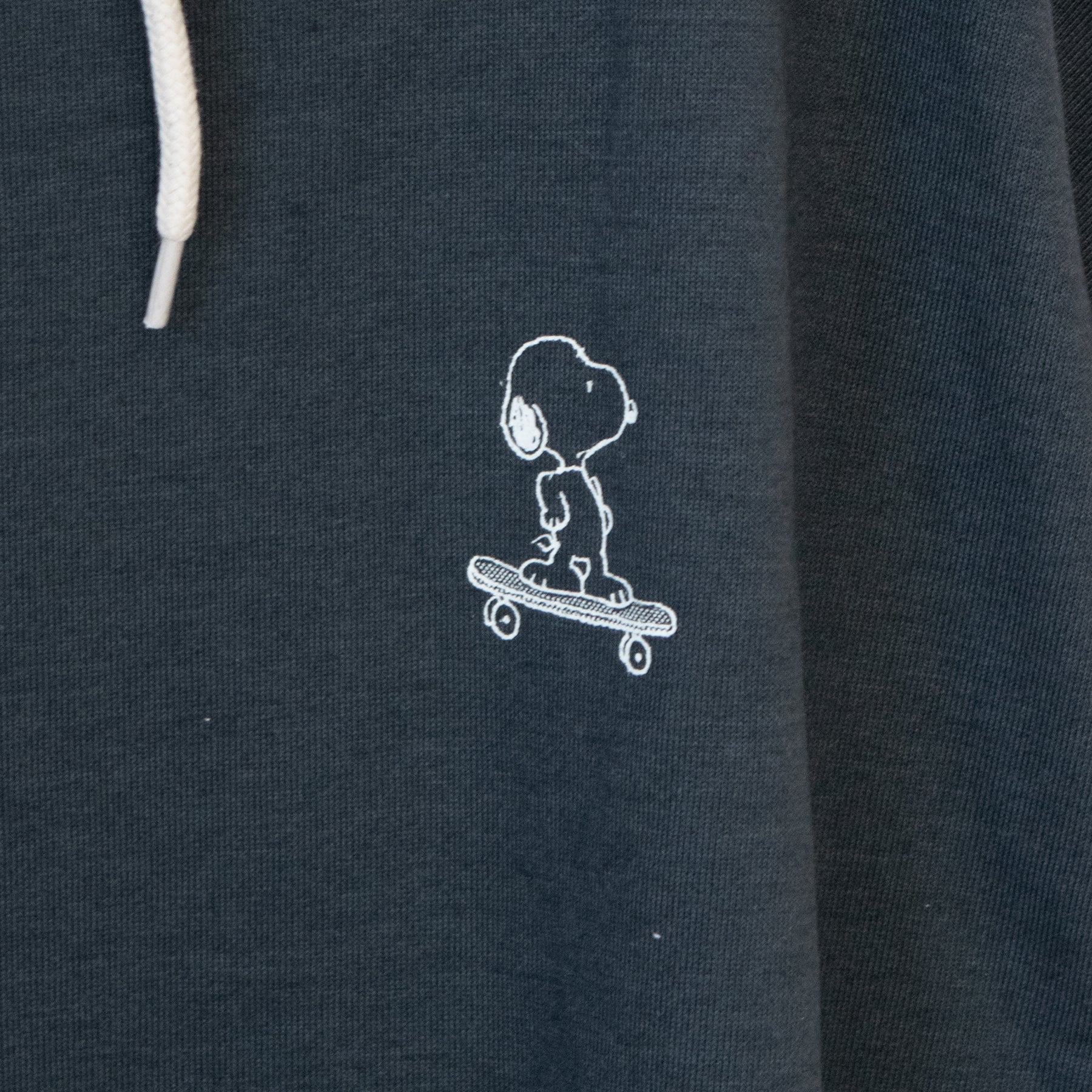 PEANUTS Classic Skateboard SNOOPY Pullover Hoodie - YOUAREMYPOISON